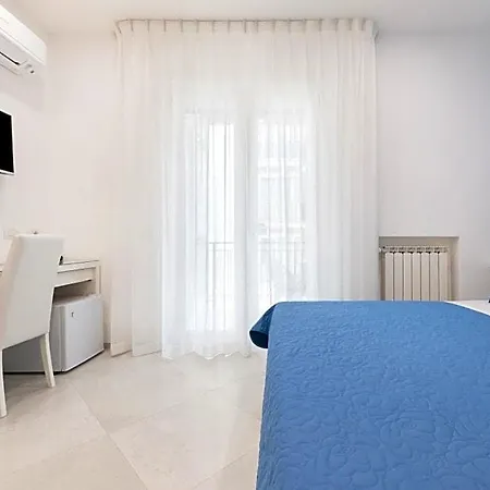 Blue Coral Oda ve Kahvaltı Sorrento